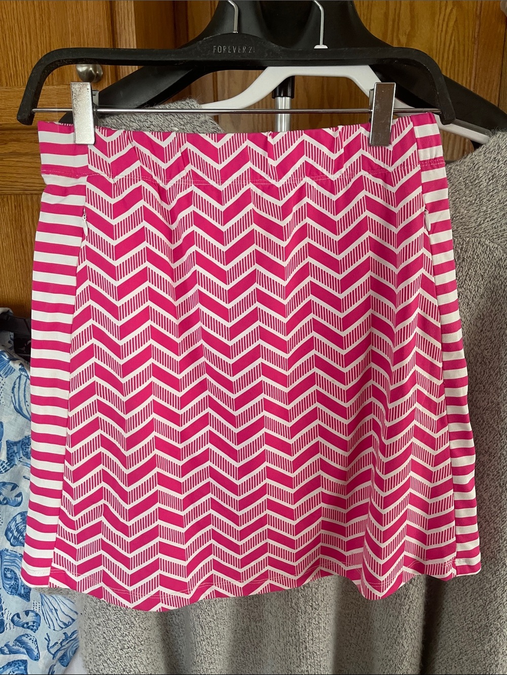 J. McLaughlin Pink Chevron Stripe Pull-On Hidden Pocket Skort XS